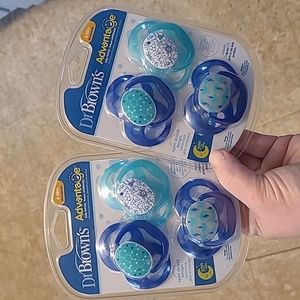 Dr.Brown's 6-18 month pacifiers (6 pacifiers)